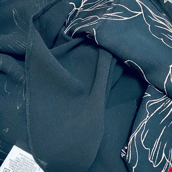 Wispy halter top by Joie. Black and crème. Flirty and fun— great condition! - Picture 7 of 9